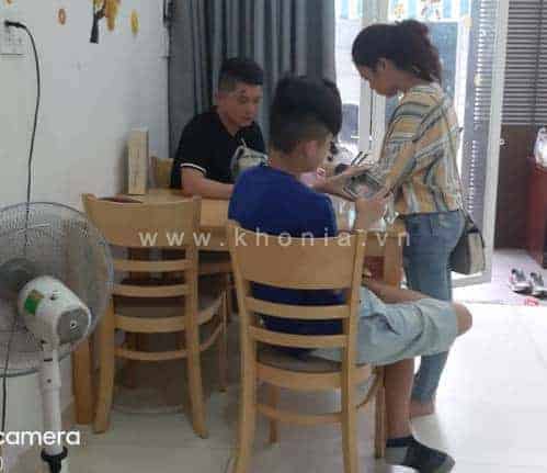 Ở Mỹ Mỗi Lần Chiên Khô Cá Là Phải Đóng Kín Cửa Á Em. 1 chi-mai-chon-kho-ca-sac-khonia